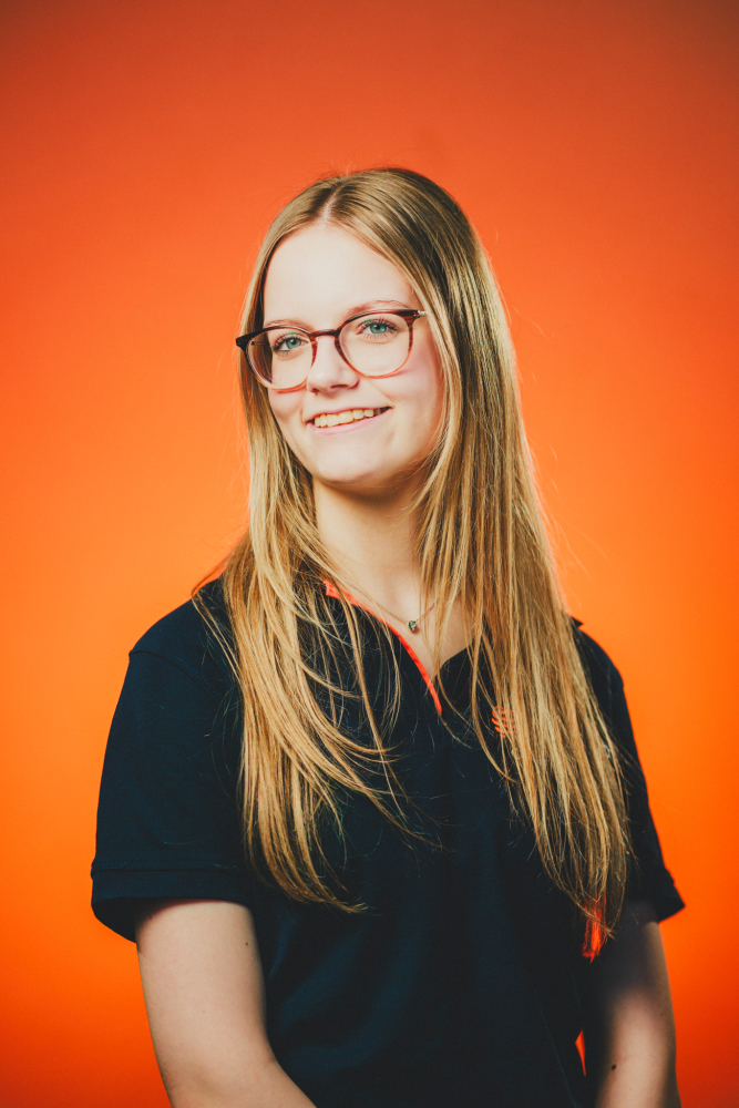 Chiara-Jolie Ringer, Zahnarztpraxis Andreas Hager, Burbach